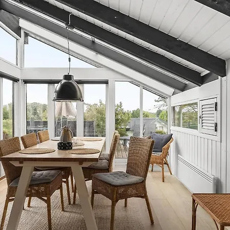 2 Bedroom In Hejls